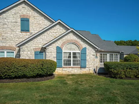 6224 Stonewalk Ln #1, New Albany, OH 43054