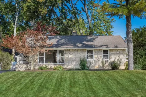 2396 Swansea Rd, Columbus, OH 43221