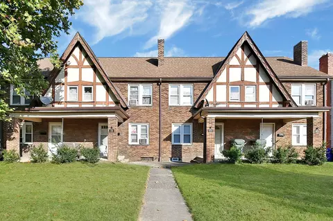596-602 S Hague Ave, Columbus, OH 43204
