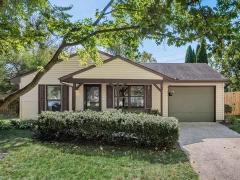3316 Colony Hill Ln, Columbus, OH 43204