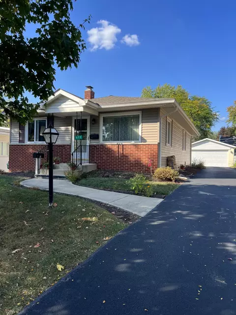 472 E Weisheimer Rd, Columbus, OH 43214