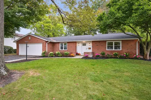 4012 Bickley Pl, Columbus, OH 43220