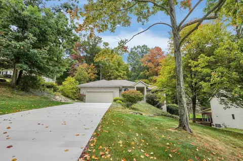 1816 Cumberland Crst, Heath, OH 43056