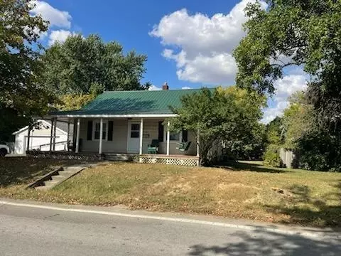 42 Janes St, Jeffersonville, OH 43128