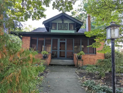 1190 Ashland Ave, Columbus, OH 43212
