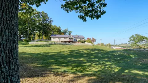 19474 Leatherwood Rd, Senecaville, OH 43780