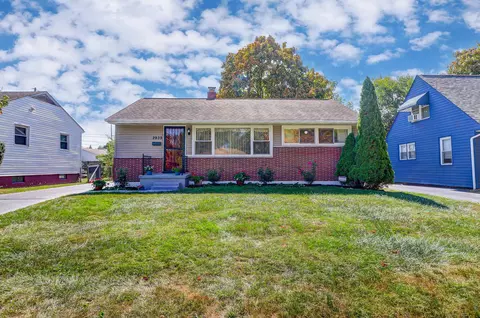 2939 Templeton Rd, Columbus, OH 43209