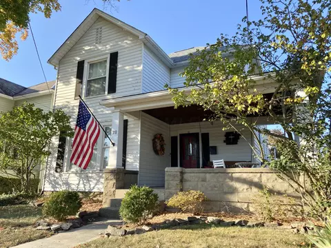 78 Columbia St, Newark, OH 43055