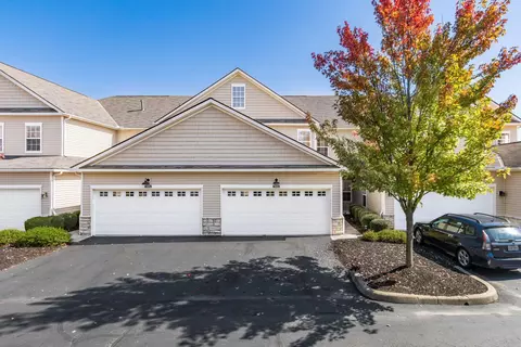 9088 Polaris Lakes Dr, Columbus, OH 43240