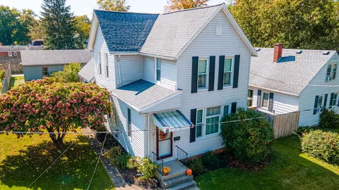 143 W Summit St, Galion, OH 44833