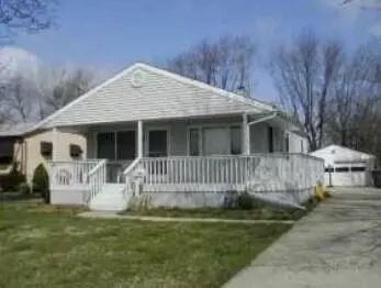 884 Strimple Ave, Columbus, OH 43229
