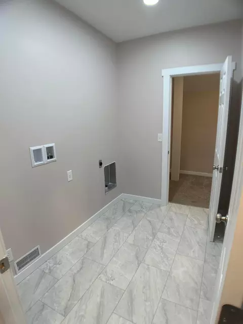 195 Barnhart St, Marion, OH 43302 photo 12