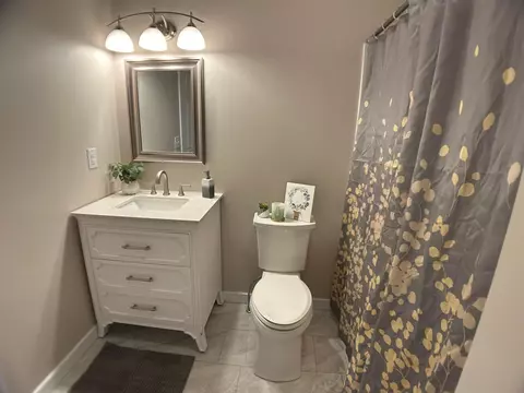 195 Barnhart St, Marion, OH 43302 photo 8