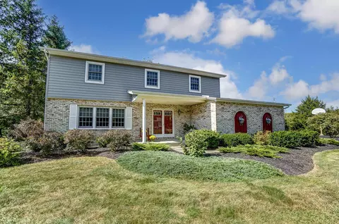 3409 Rolling Hills Ln, Grove City, OH 43123