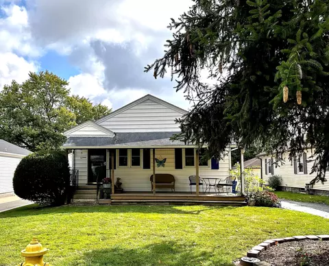 38 Kirkland St, Delaware, OH 43015