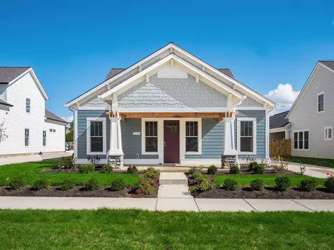 5543 Catalpa Dr, Lewis Center, OH 43035