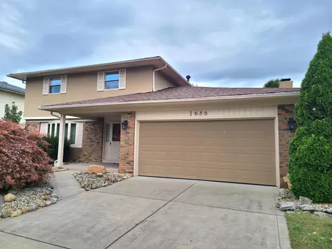 1686 Sandhurst Rd, Columbus, OH 43229