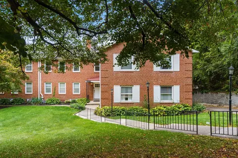 2615 Charing Rd #A, Columbus, OH 43221