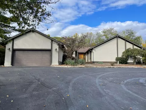 5070 Bayhill Dr, Powell, OH 43065