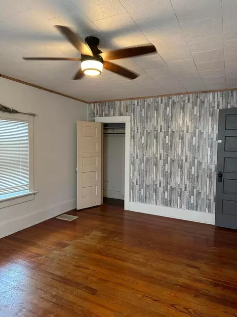 613 E Columbus St, Kenton, OH 43326 photo 13