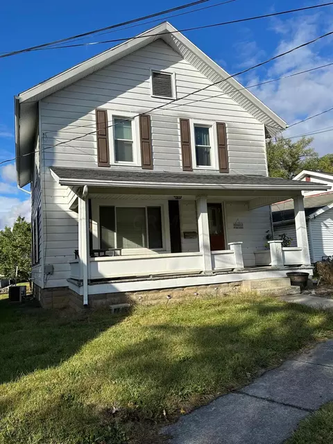 613 E Columbus St, Kenton, OH 43326