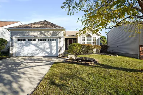 5100 Shady Oak Dr, Hilliard, OH 43026