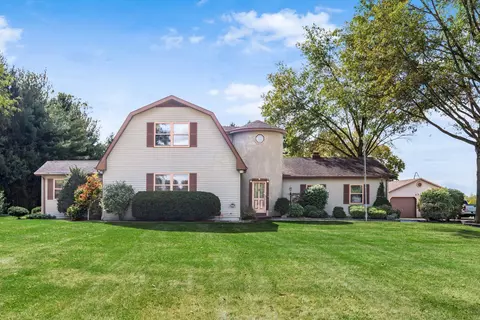 4373 Freshwater Rd, Delaware, OH 43015