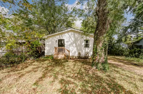 838 Lock Ave, Columbus, OH 43207
