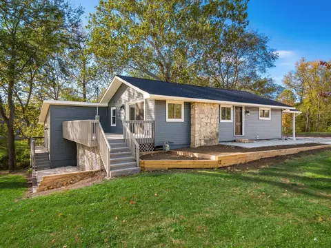 7705 Pickerington Rd, Canal Winchester, OH 43110