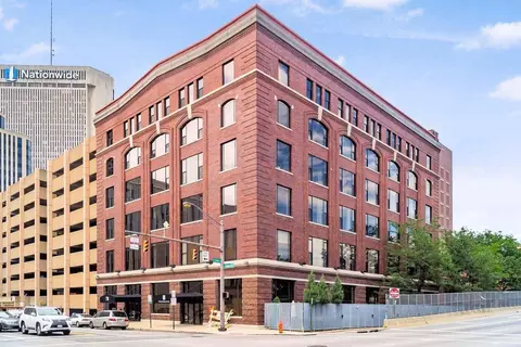 78 E Chestnut St #508, Columbus, OH 43215