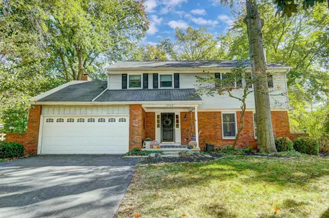 6962 Village Woods Pl, Worthington, OH 43085