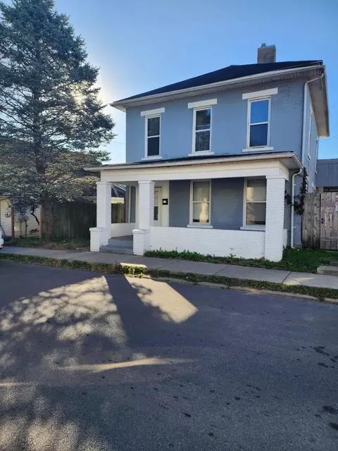 59 W Harrison St, Newark, OH 43055