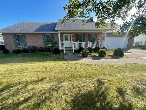 640 Burdick Dr, Washington Court House, OH 43160