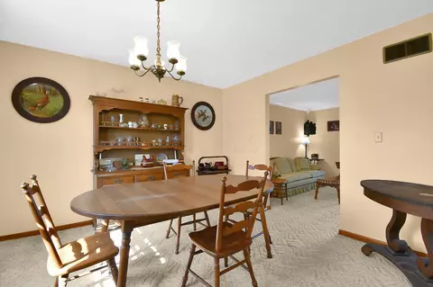 869 Dunkle Rd, Circleville, OH 43113 photo 16