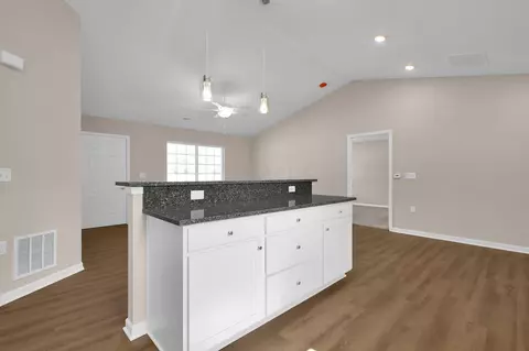 717 Whitetail Loop, Newark, OH 43055 photo 8