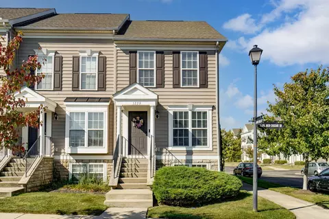5279 Royal Arch Cascade Dr #29, Dublin, OH 43016