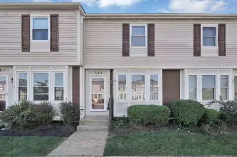 759 Cap Ln #18-C, Worthington, OH 43085