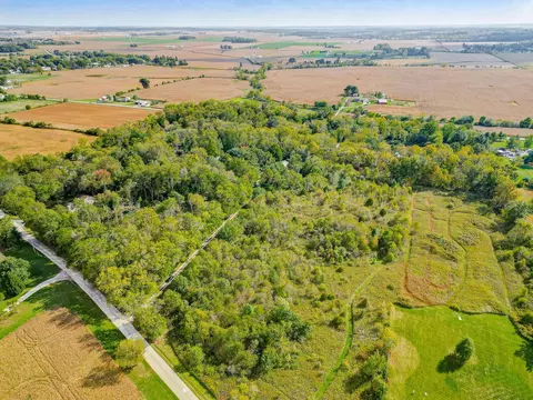 2853 Leitnaker Rd NE, Pleasantville, OH 43148