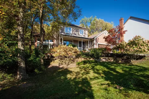 591 Plymouth St, Worthington, OH 43085