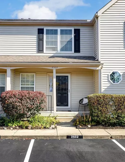 2502 Maxim Ln #42D, Columbus, OH 43235
