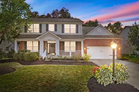 2574 Pleasant Colony Dr, Lewis Center, OH 43035