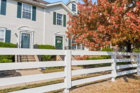 1150 Kinneton, Columbus, OH 43228