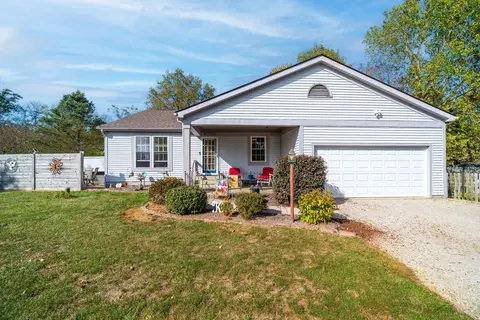 4300 State Route 316 W, Ashville, OH 43103