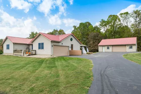 11300 Mccullough Rd SE, Bremen, OH 43107