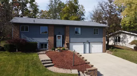 1636 Rippling Brook Dr, Lexington, OH 44904