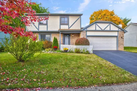 2964 Dynasty Dr, Columbus, OH 43235