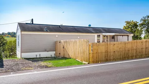 18707 Crooked Tree Rd, Dexter City, OH 45727