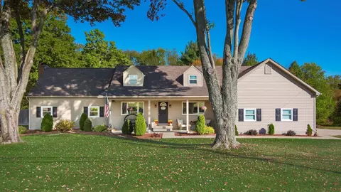 1236 Dayton Rd NE, Newark, OH 43055