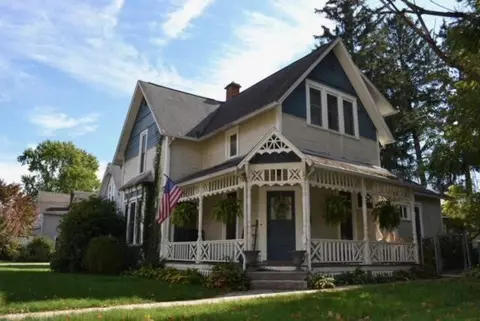 504 E Vine St, Mount Vernon, OH 43050