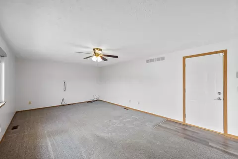 2674 E River Rd, Marion, OH 43302 photo 17